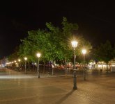Beleuchtung in Siegburg Leuchtende Straßenlaternen auf dem Siegburger Marktplatz